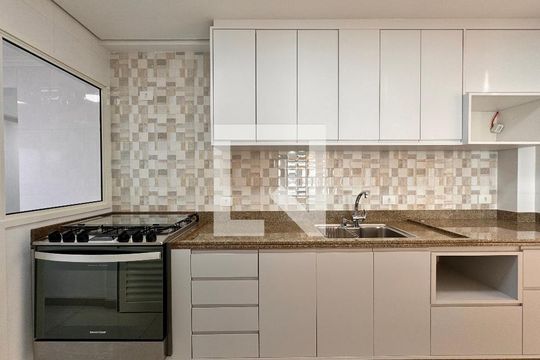 Cozinha de apartamento para alugar com 2 quartos, 100m² em Centro, Santo André