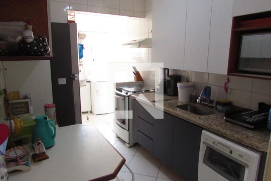 Cozinha de apartamento à venda com 4 quartos, 98m² em Vila Sonia, São Paulo