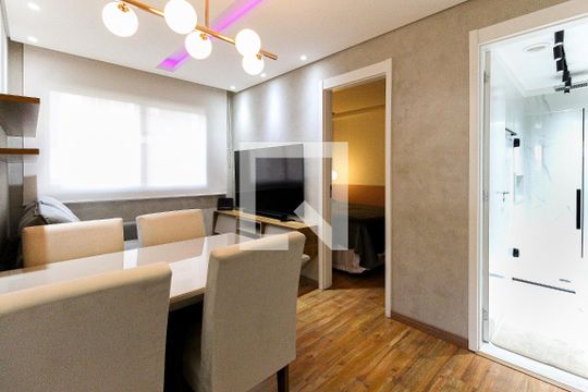 Sala de apartamento à venda com 1 quarto, 40m² em Vila Taquari, São Paulo