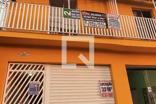 Fachada do Prédio de kitnet/studio para alugar com 1 quarto, 35m² em Quitaúna, Osasco