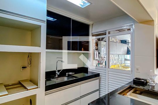 Cozinha de apartamento para alugar com 3 quartos, 92m² em Vila Regente Feijó, São Paulo