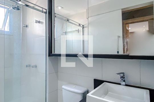 Banheiro de apartamento para alugar com 3 quartos, 92m² em Vila Regente Feijó, São Paulo