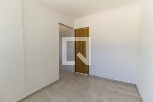 Apartamento para alugar com 2 quartos, 50m² em Jardim Bonifacio, São Paulo