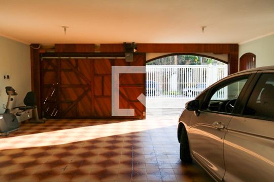 Garagem de casa à venda com 3 quartos, 280m² em Jardim Sao Caetano, São Caetano do Sul