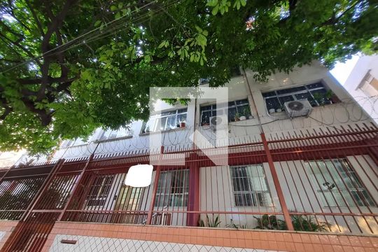 Fachada de apartamento para alugar com 2 quartos, 60m² em Tijuca, Rio de Janeiro