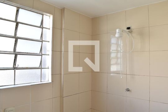 Banheiro 1 de apartamento à venda com 4 quartos, 114m² em Centro, Curitiba