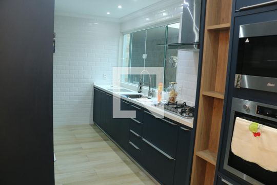 Cozinha de casa para alugar com 3 quartos, 500m² em Santo Elias, Nova Iguaçu