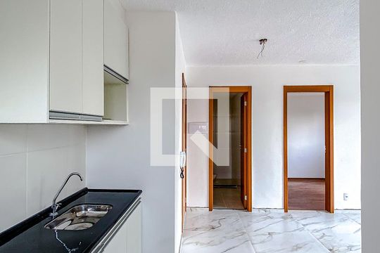 Cozinha de apartamento para alugar com 2 quartos, 37m² em Belenzinho, São Paulo
