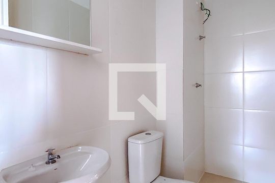 Banheiro de apartamento para alugar com 2 quartos, 37m² em Belenzinho, São Paulo
