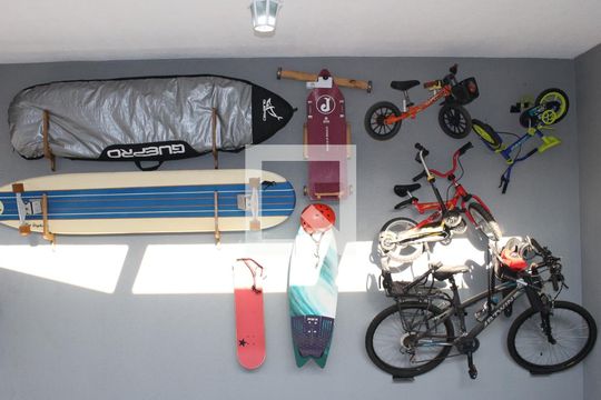 Garagem de casa à venda com 3 quartos, 102m² em Vila Prudente, São Paulo