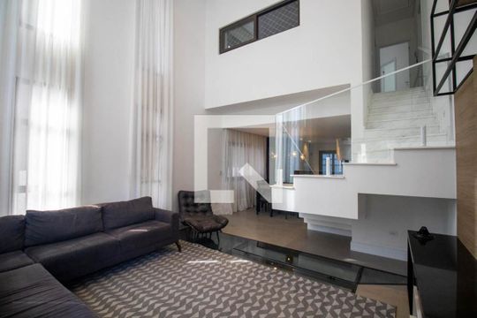 Sala de casa de condomínio à venda com 3 quartos, 200m² em Campo Comprido, Curitiba