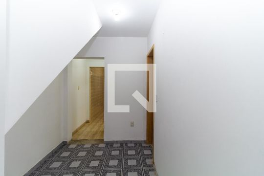 Corredor do Quarto de casa à venda com 1 quarto, 160m² em Vila Ema, São Paulo