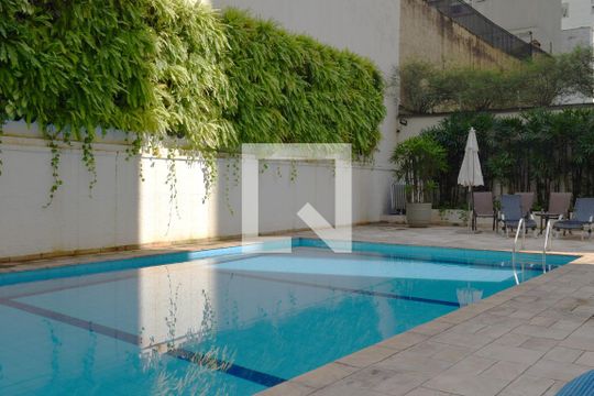 Piscina de apartamento à venda com 3 quartos, 115m² em Vila Madalena, São Paulo