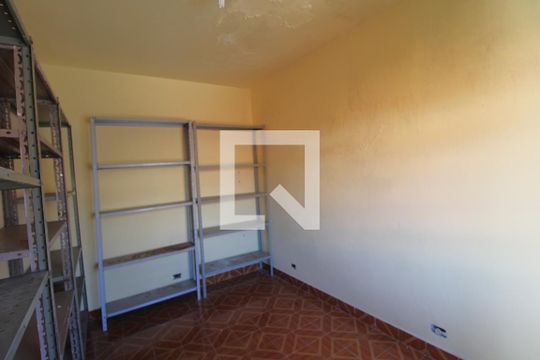 Quarto de serviço 2 de casa à venda com 4 quartos, 195m² em Jardim Consorcio, São Paulo
