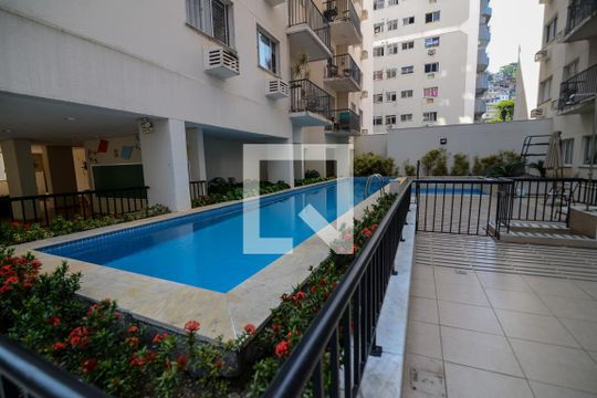 Área comum - Piscina de apartamento para alugar com 3 quartos, 75m² em Tijuca, Rio de Janeiro