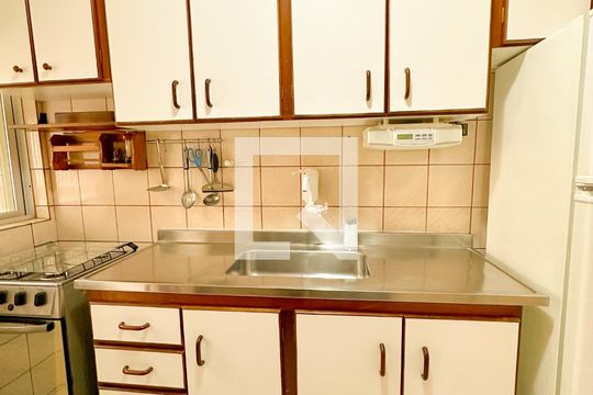 Cozinha de apartamento para alugar com 3 quartos, 94m² em Ingleses do Rio Vermelho, Florianópolis