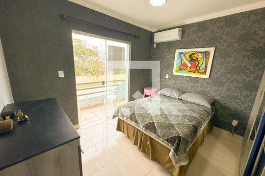 Suíte de apartamento para alugar com 3 quartos, 94m² em Ingleses do Rio Vermelho, Florianópolis