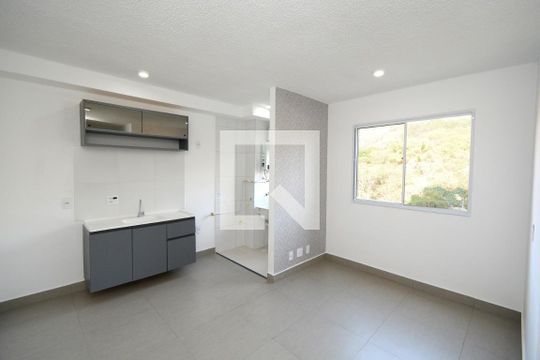 Apartamento para alugar com 2 quartos, 36m² em Usina Piratininga, São Paulo