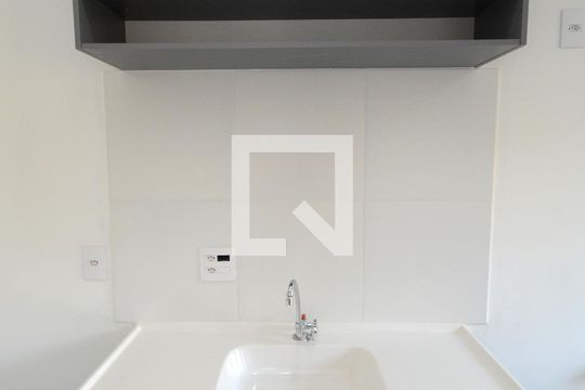 Detalhe da cozinha de apartamento para alugar com 2 quartos, 36m² em Usina Piratininga, São Paulo