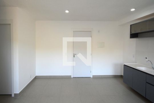 Sala/Cozinha de apartamento para alugar com 2 quartos, 36m² em Usina Piratininga, São Paulo