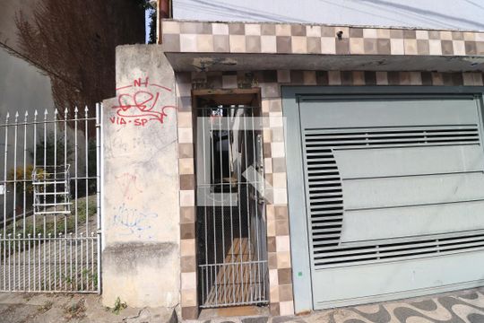 Fachada de casa para alugar com 1 quarto, 50m² em Vila Formosa, São Paulo