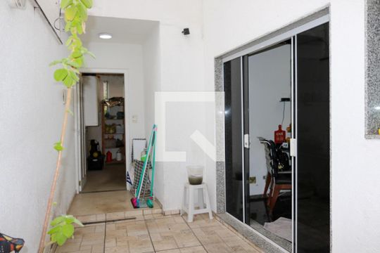 Quintal de casa à venda com 6 quartos, 350m² em Jardim São Caetano, São Caetano do Sul