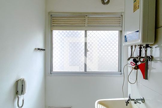 Área de serviço  de apartamento para alugar com 2 quartos, 45m² em Brás, São Paulo