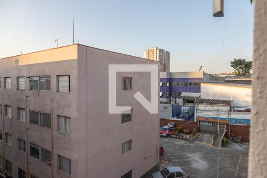 Vista da Sala / quarto  de kitnet/studio para alugar com 1 quarto, 32m² em Taboão, São Bernardo do Campo