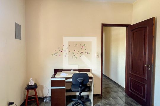 Quarto 2 de casa à venda com 3 quartos, 175m² em Parque Monteiro Soares, São Paulo
