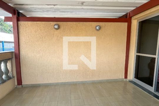 Varanda de casa à venda com 3 quartos, 175m² em Parque Monteiro Soares, São Paulo