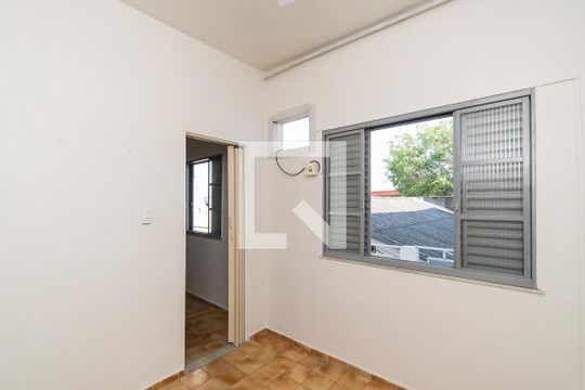 Quarto de casa para alugar com 1 quarto, 49m² em Penha Circular, Rio de Janeiro