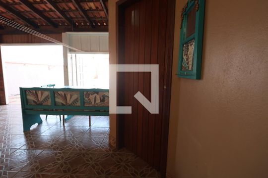 Lavanderia de casa à venda com 4 quartos, 170m² em Estância Velha, Canoas