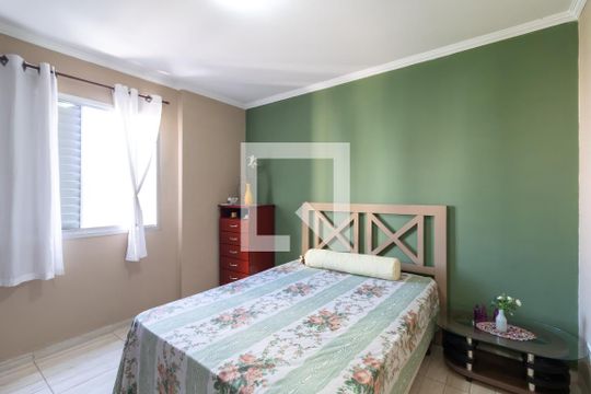 Quarto 1 de apartamento à venda com 2 quartos, 75m² em Vila Amélia, São Paulo