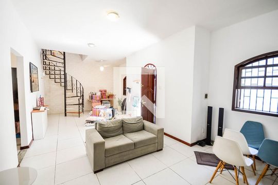 Casa à venda com 3 quartos, 152m² em Vila Isabel, Rio de Janeiro