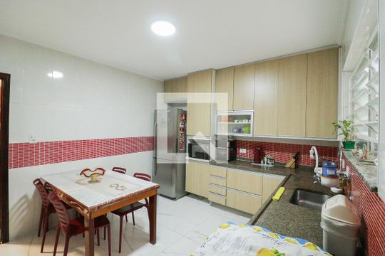 Cozinha de casa à venda com 3 quartos, 161m² em Lauzane Paulista, São Paulo