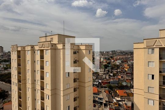 Vista do Quarto 2 de apartamento para alugar com 2 quartos, 48m² em Parque João Ramalho, Santo André