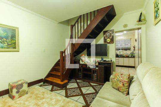Casa à venda com 3 quartos, 117m² em Vila Azevedo, São Paulo