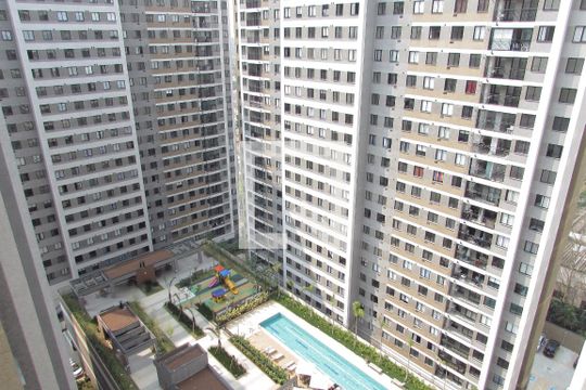 Varanda - vista de apartamento para alugar com 2 quartos, 45m² em Butantã, São Paulo