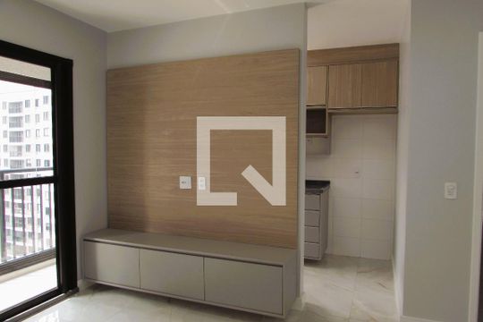 Sala de apartamento para alugar com 2 quartos, 45m² em Butantã, São Paulo