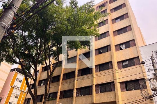 Fachada de kitnet/studio para alugar com 1 quarto, 25m² em Liberdade, São Paulo