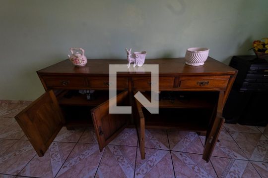 Detalhe de casa à venda com 2 quartos, 80m² em Parque Santa Madalena, São Paulo