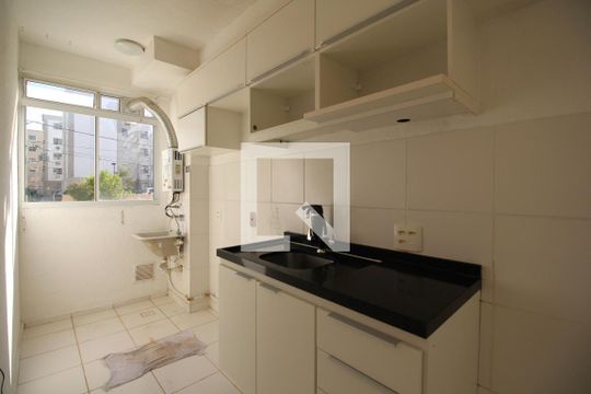 Cozinha de apartamento à venda com 2 quartos, 46m² em Gardênia Azul, Rio de Janeiro