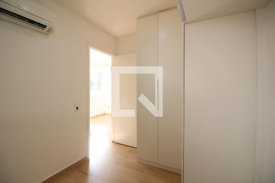 Quarto 1 de apartamento à venda com 2 quartos, 46m² em Gardênia Azul, Rio de Janeiro