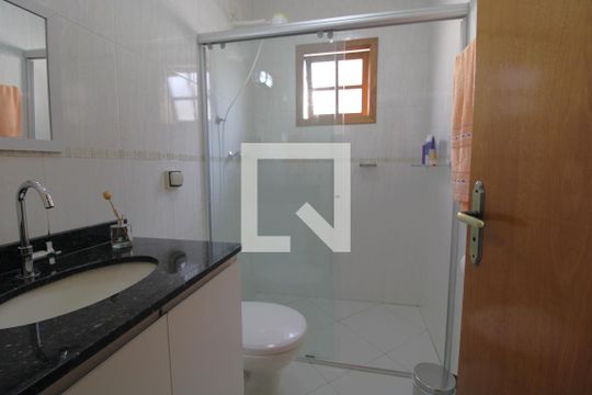 Banheiro da suíte de casa à venda com 3 quartos, 118m² em Cidade Dutra, São Paulo