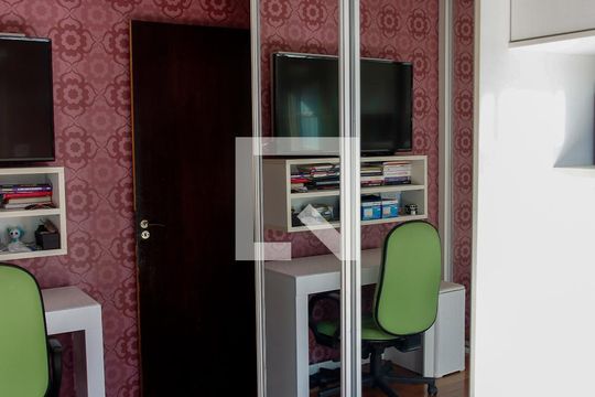 Quarto 1 de casa à venda com 3 quartos, 195m² em Jardim das Flores, Osasco
