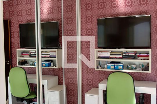 Quarto 1 de casa à venda com 3 quartos, 195m² em Jardim das Flores, Osasco