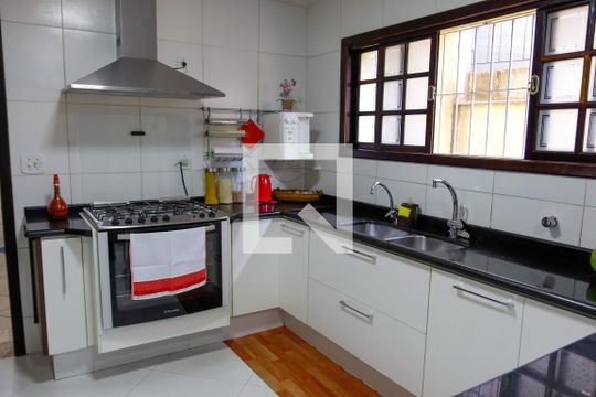 Cozinha de casa à venda com 3 quartos, 195m² em Jardim das Flores, Osasco