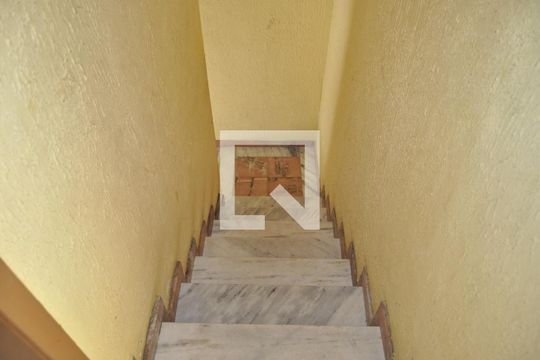 Escada de casa à venda com 3 quartos, 96m² em Engenho Novo, Rio de Janeiro