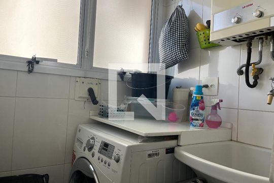 Área de Serviço de apartamento à venda com 3 quartos, 61m² em Vila Pompéia, São Paulo