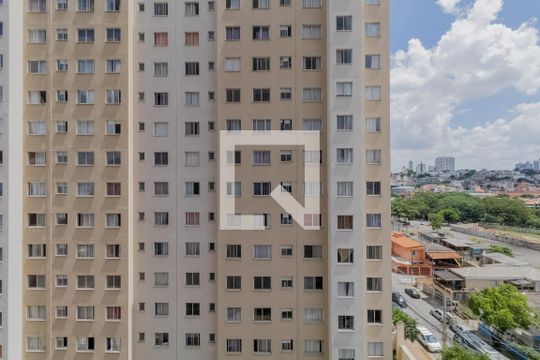Vista de apartamento para alugar com 1 quarto, 28m² em Vila Penteado, São Paulo